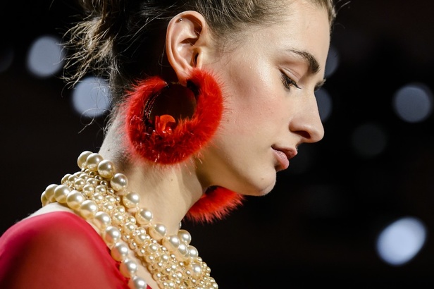 عرض أزياء نعيم خان لخريف وشتاء 2017