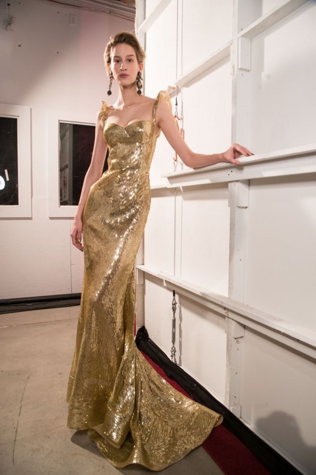 عرض أزياء نعيم خان لخريف وشتاء 2017