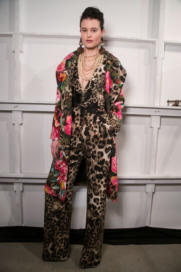 عرض أزياء نعيم خان لخريف وشتاء 2017