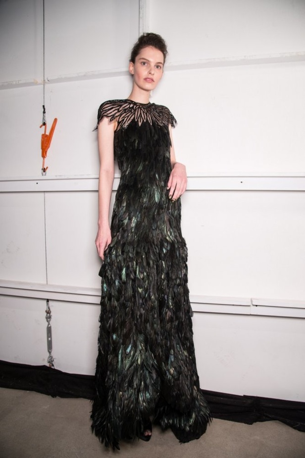 عرض أزياء نعيم خان لخريف وشتاء 2017