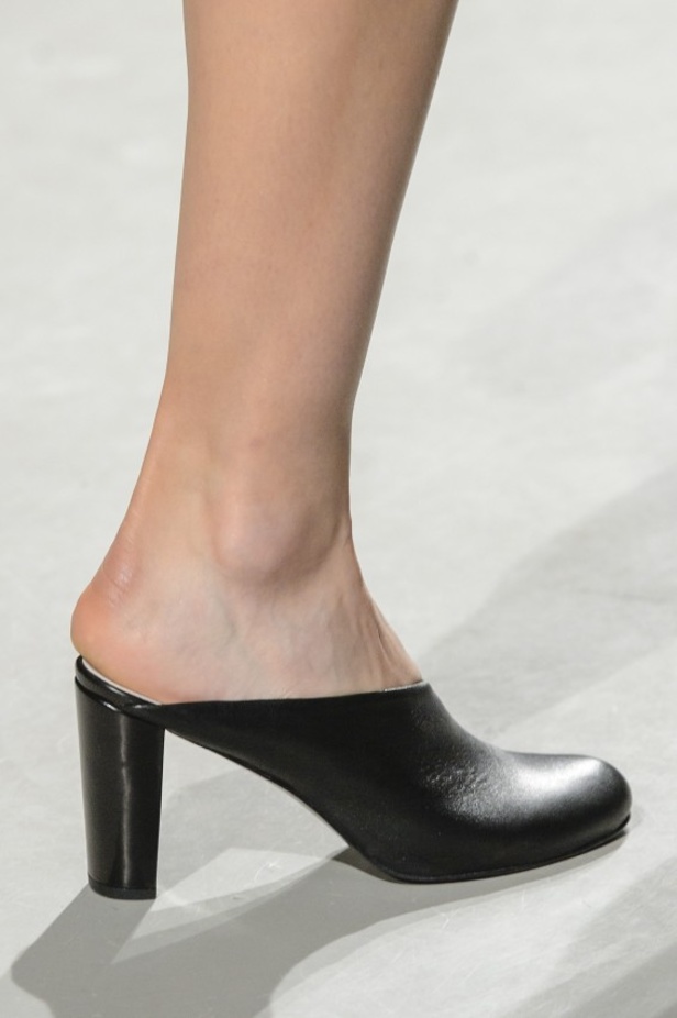 مجموعة Guy Laroche الكلاسيكية لخريف وشتاء 2017