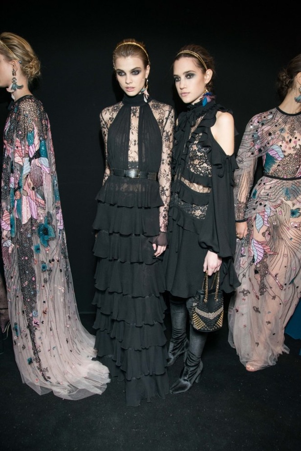 مجموعة إيلي صعب لخريف وشتاء 2017