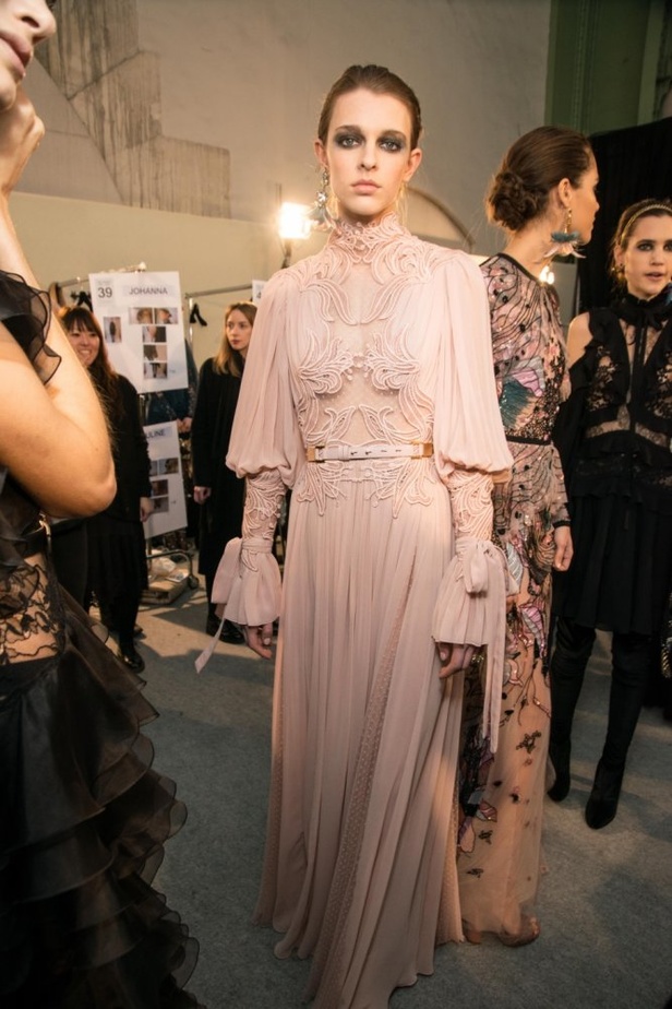 مجموعة إيلي صعب لخريف وشتاء 2017