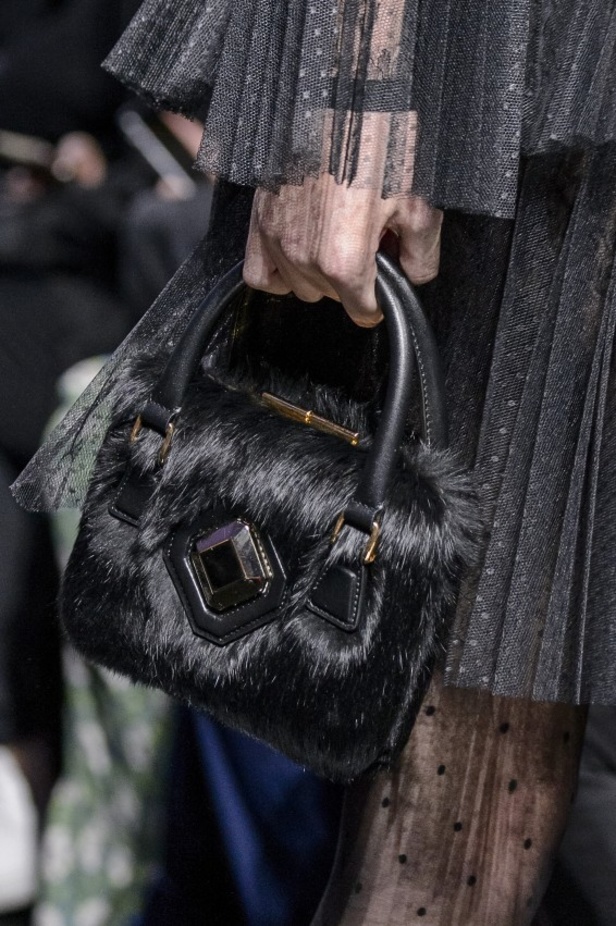 مجموعة إيلي صعب لخريف وشتاء 2017