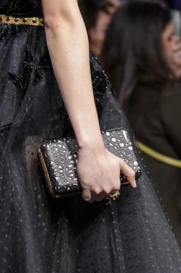 مجموعة إيلي صعب لخريف وشتاء 2017