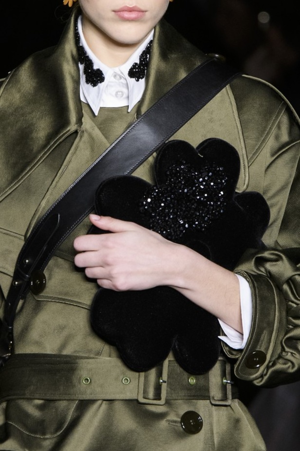 مجموعة سيمون روشا لخريف وشتاء 2017