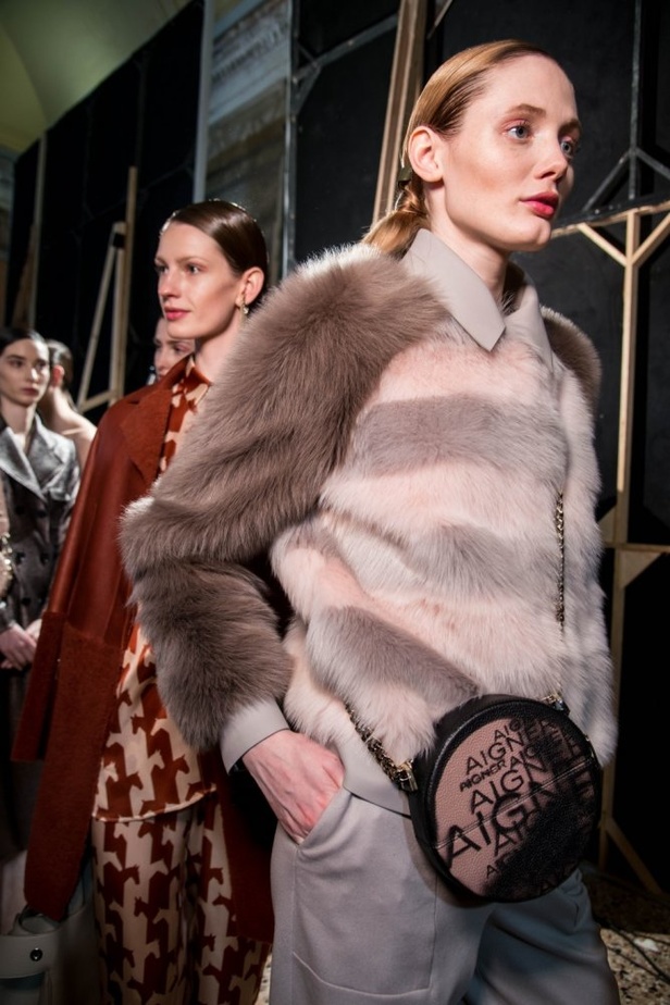 عرض أزياء Aigner لخريف وشتاء 2017