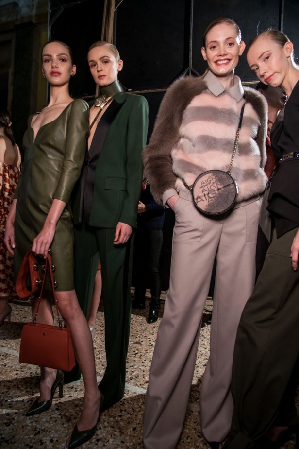 عرض أزياء Aigner لخريف وشتاء 2017