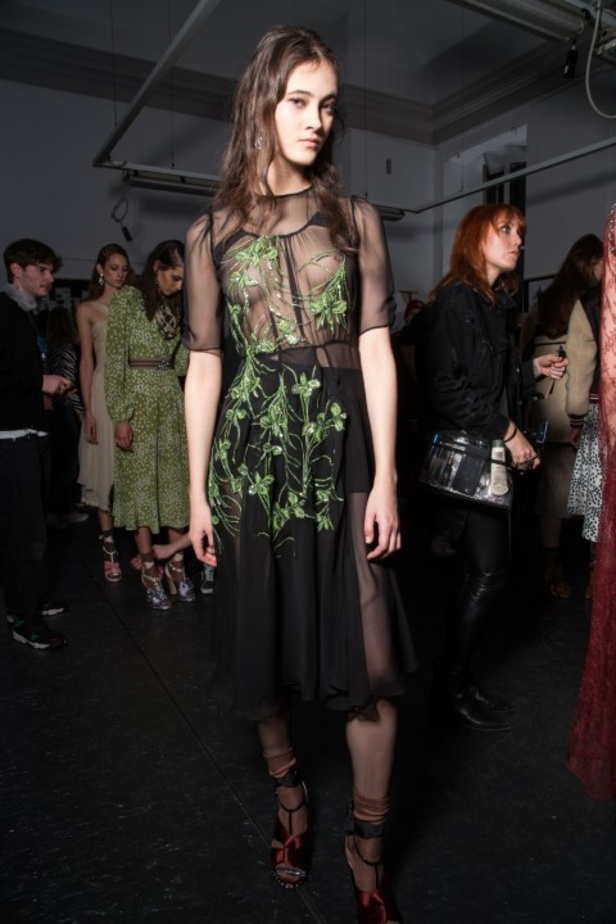 مجموعة دار N.21  لموسم خريف وشتاء 2017-2018