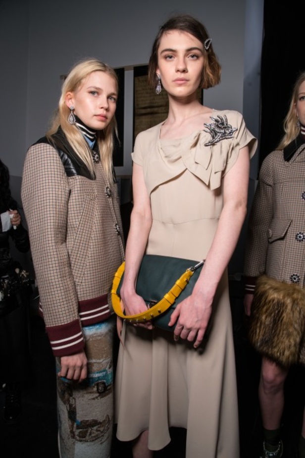 مجموعة دار N.21  لموسم خريف وشتاء 2017-2018