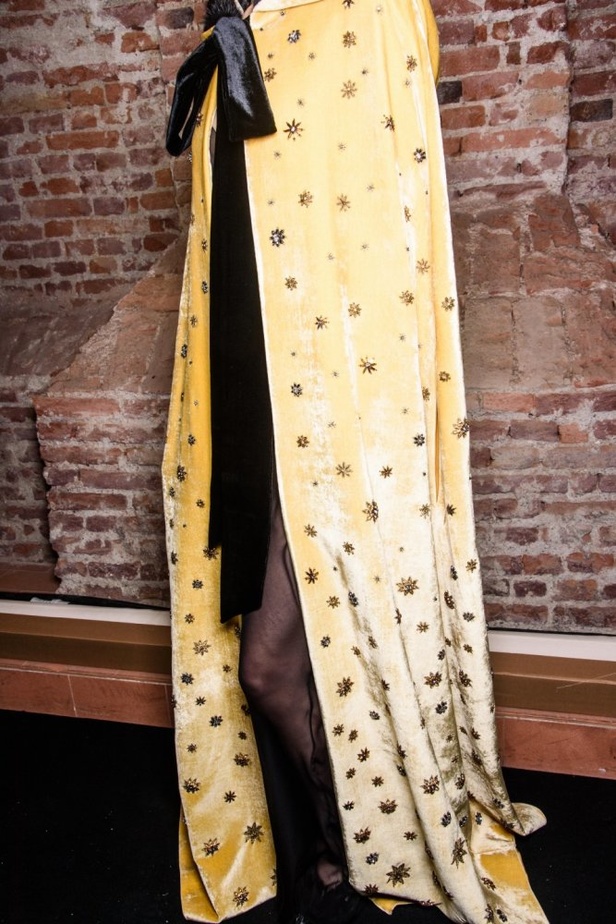  مجموعة Alberta Ferretti لخريف وشتاء 2017 !