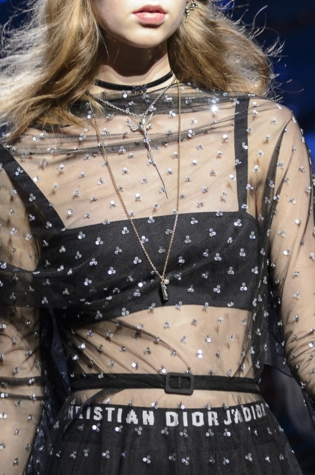 مجموعة كريستيان ديور للألبسة الجاهزة لخريف و شتاء 2017