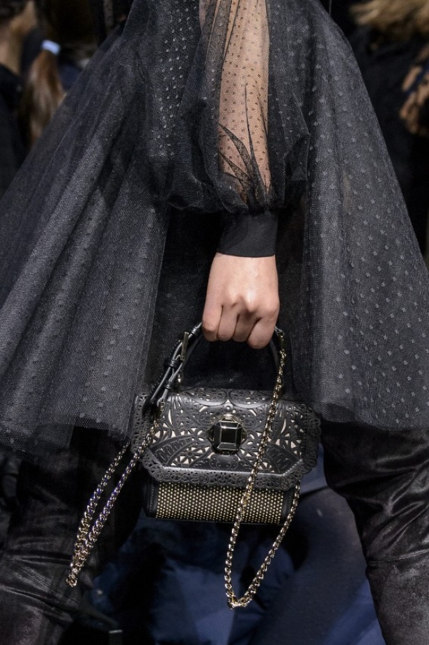 مجموعة إيلي صعب لخريف وشتاء 2017