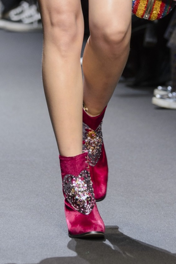 عرض أزياء Manish Arora لخريف وشتاء 2017