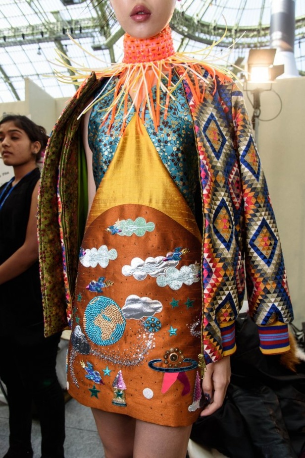 عرض أزياء Manish Arora لخريف وشتاء 2017