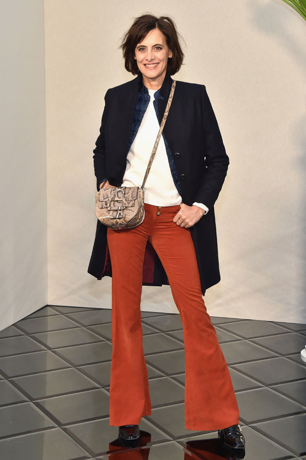 شاهدي مجموعة شانيل الراقية لصيف 2017