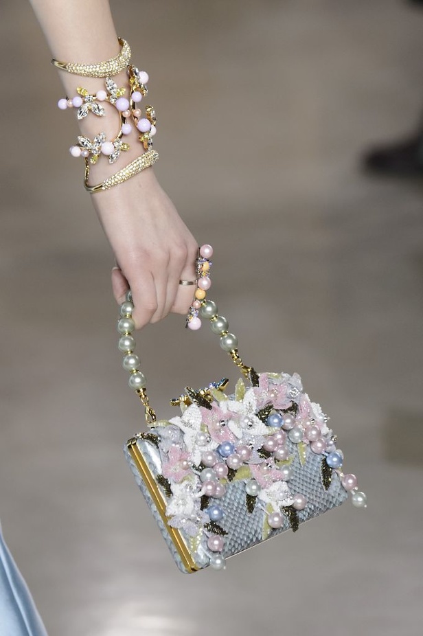 مجموعة جورج حبيقة للأزياء الفاخرة لربيع وصيف 2017  !