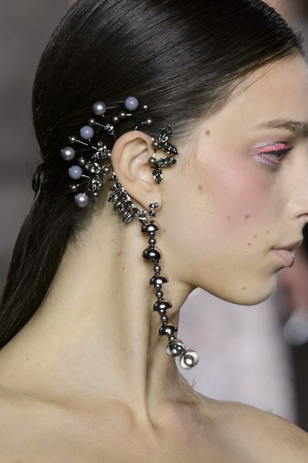 مجموعة جورج حبيقة للأزياء الفاخرة لربيع وصيف 2017  !