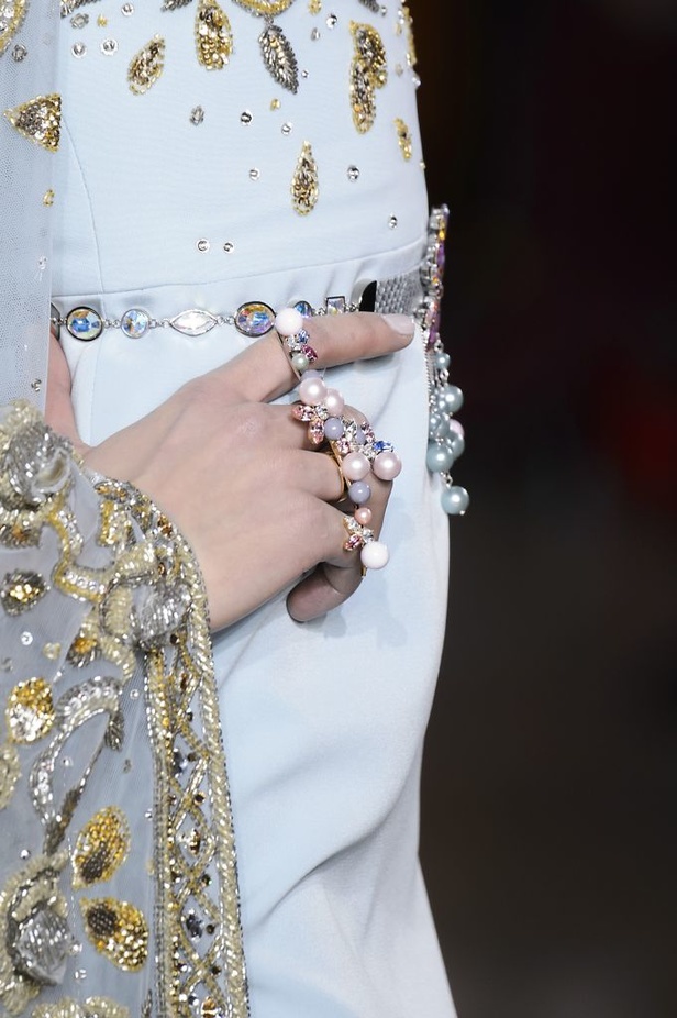 مجموعة جورج حبيقة للأزياء الفاخرة لربيع وصيف 2017  !