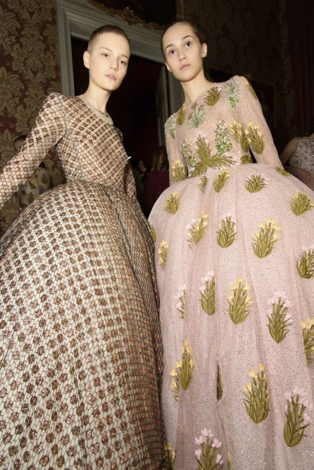 عرض ملكي لمجموعة جيامباتيستا فالي لربيع وصيف 2017