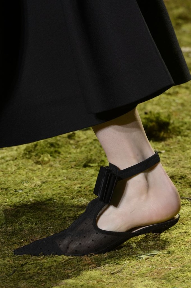 مجموعة الأزياء الفاخرة لدار ديور لموسم ربيع 2017