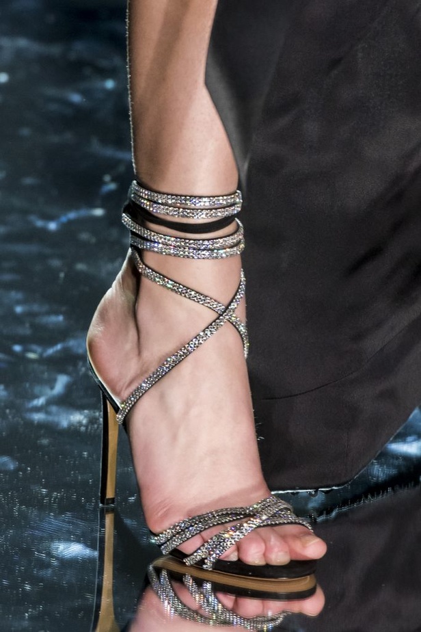 مجموعة AlexandreVauthier لربيع وصيف 2017