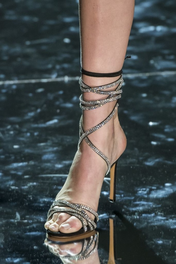 مجموعة AlexandreVauthier لربيع وصيف 2017