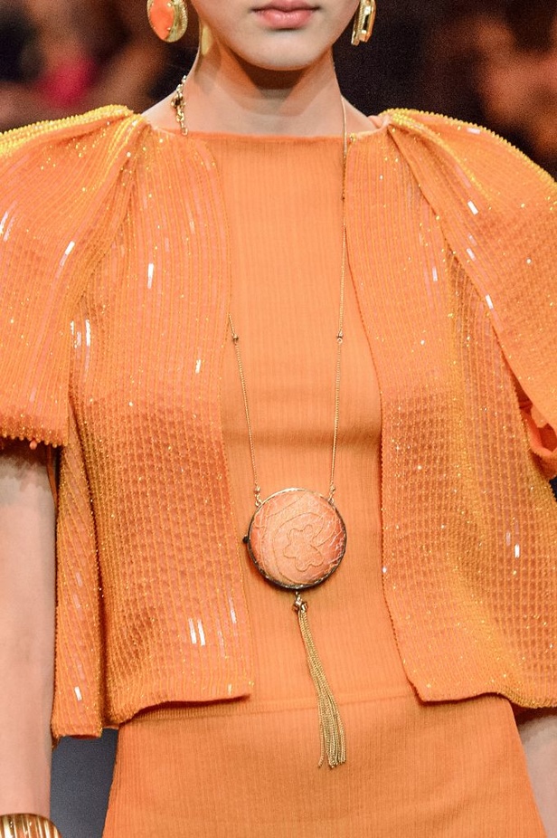 مجموعة أرماني بريفيه للأزياء الراقية لربيع و صيف 2017