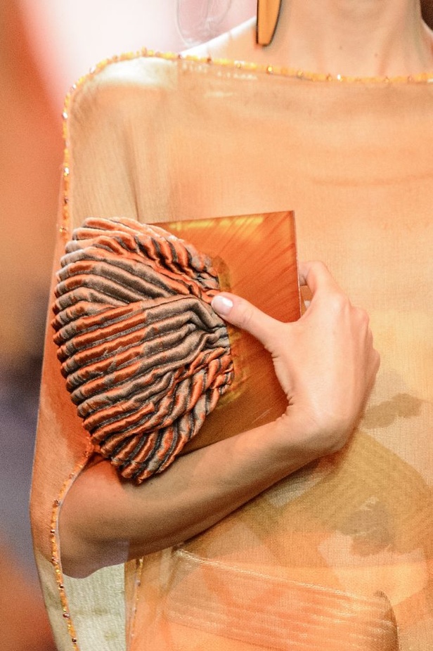 مجموعة أرماني بريفيه للأزياء الراقية لربيع و صيف 2017