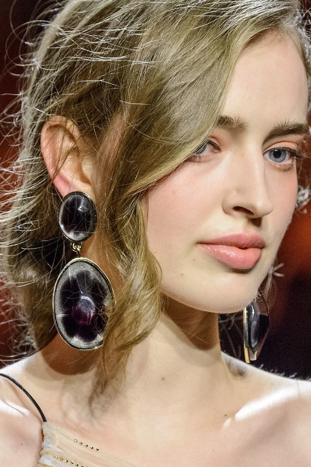 مجموعة أرماني بريفيه للأزياء الراقية لربيع و صيف 2017