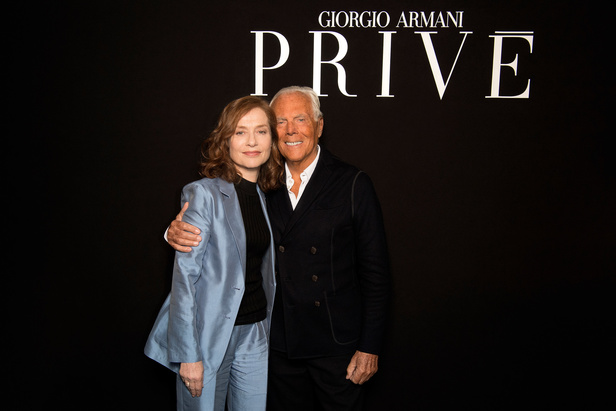 مجموعة أرماني بريفيه للأزياء الراقية لربيع و صيف 2017