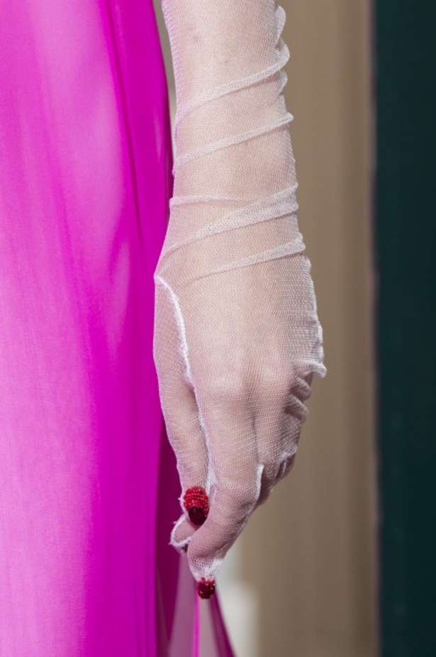 عرض Schiaparelli للأزياء الراقية لخريف وشتاء ٢٠١٨ !