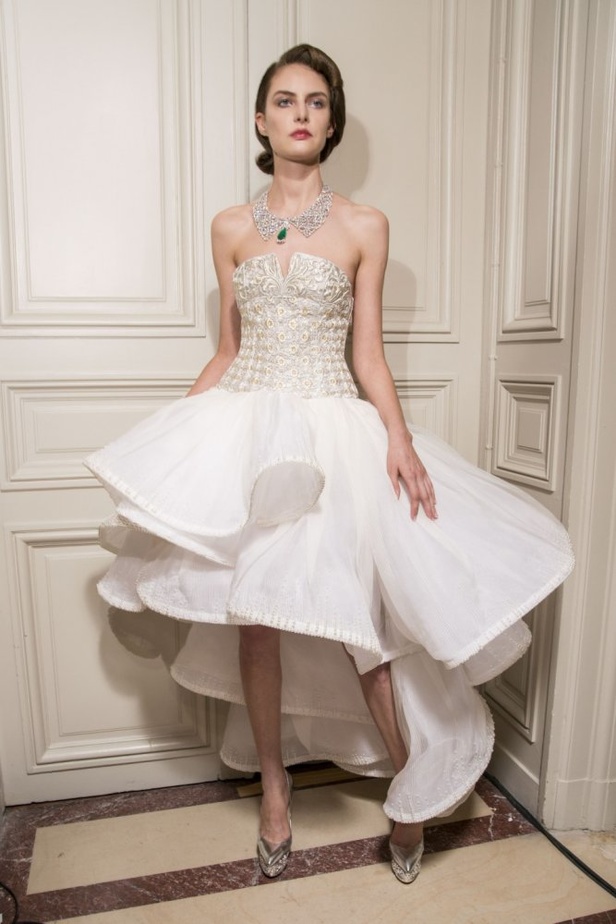 مجموعة Guo Pei للأزياء الفاخرة لخريف وشتاء ٢٠١٧/ ٢٠١٨ !