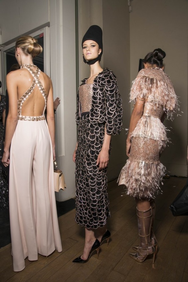 مجموعة Ralph & Russo من الألبسة الفاخرة لخريف وشتاء 2017