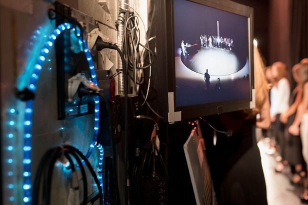 مجموعة Stephane Rolland  للألبسة الفاخرة في باريس