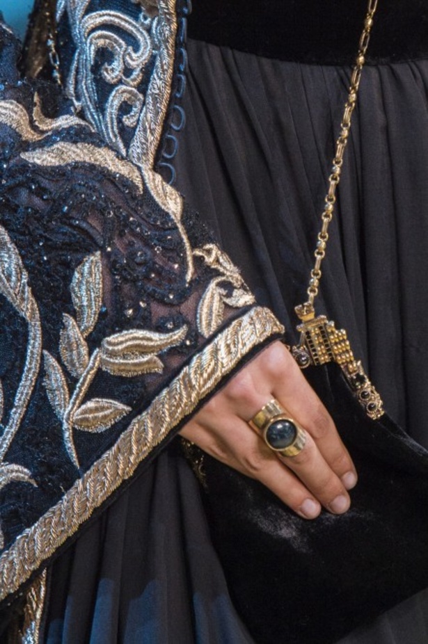 مجموعة ايلي صعب الملكية ضمن أسبوع الموضة في باريس 