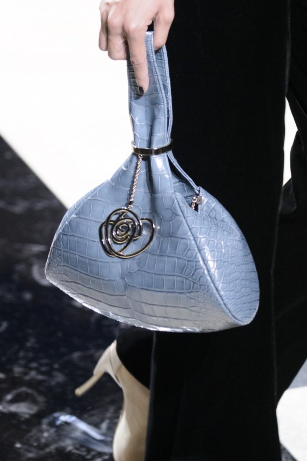 مجموعة Giorgio Armani Prive للأزياء الراقية لشتاء 2018 !