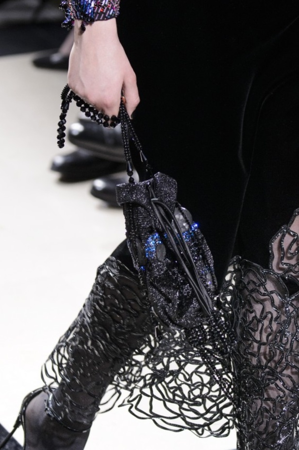 مجموعة Giorgio Armani Prive للأزياء الراقية لشتاء 2018 !