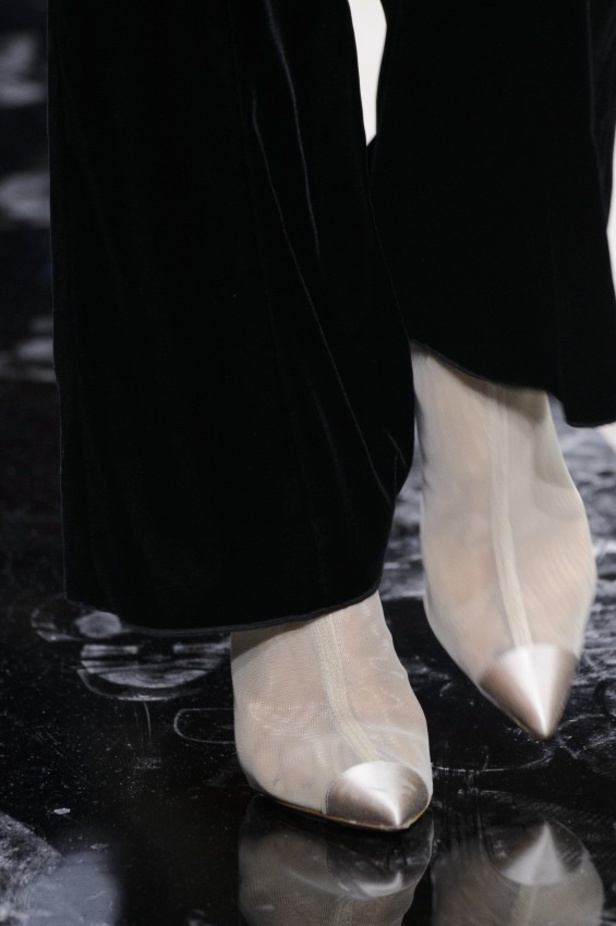 مجموعة Giorgio Armani Prive للأزياء الراقية لشتاء 2018 !