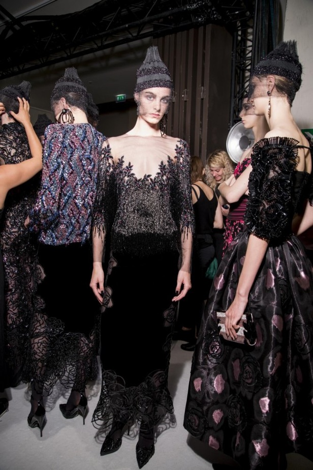 مجموعة Giorgio Armani Prive للأزياء الراقية لشتاء 2018 !