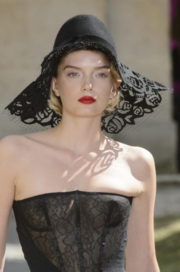 مجموعة "يوليانا سيرجينكو" للهوت كوتور لموسم خريف 2017