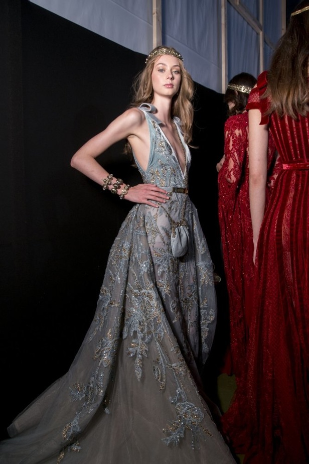 مجموعة ايلي صعب الملكية ضمن أسبوع الموضة في باريس 