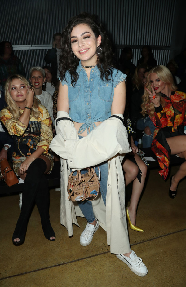 مجموعة موسكينو ريزورت لموسم ربيع 2018