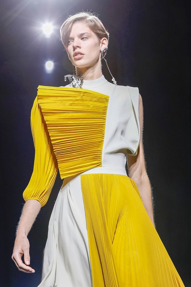 عرض أزياء Givenchy لربيع وصيف 2019 !