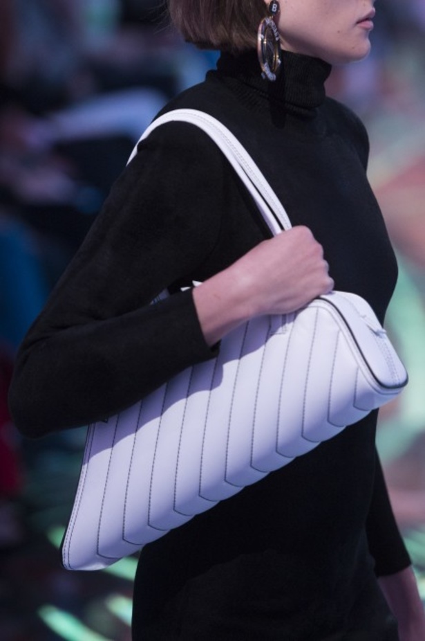 مجموعة Balenciaga لربيع وصيف 2019