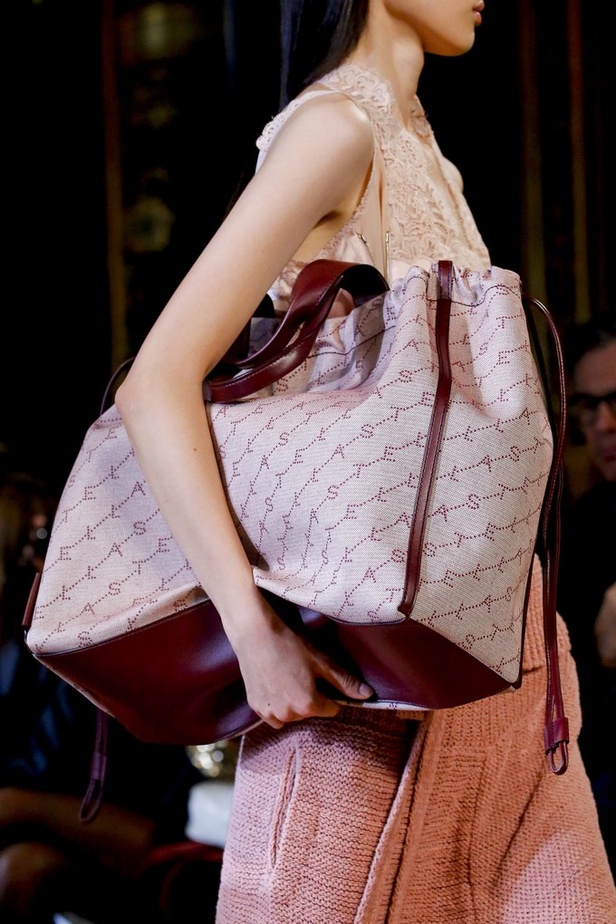 عرض  Stella McCartney لربيع وصيف 2019