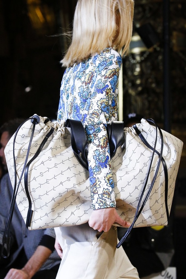 عرض  Stella McCartney لربيع وصيف 2019