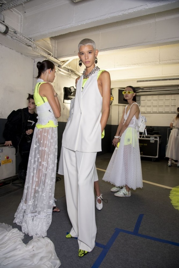 مجموعة Off-White لربيع وصيف 2019