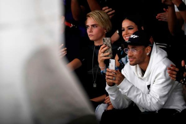 مجموعة Off-White لربيع وصيف 2019