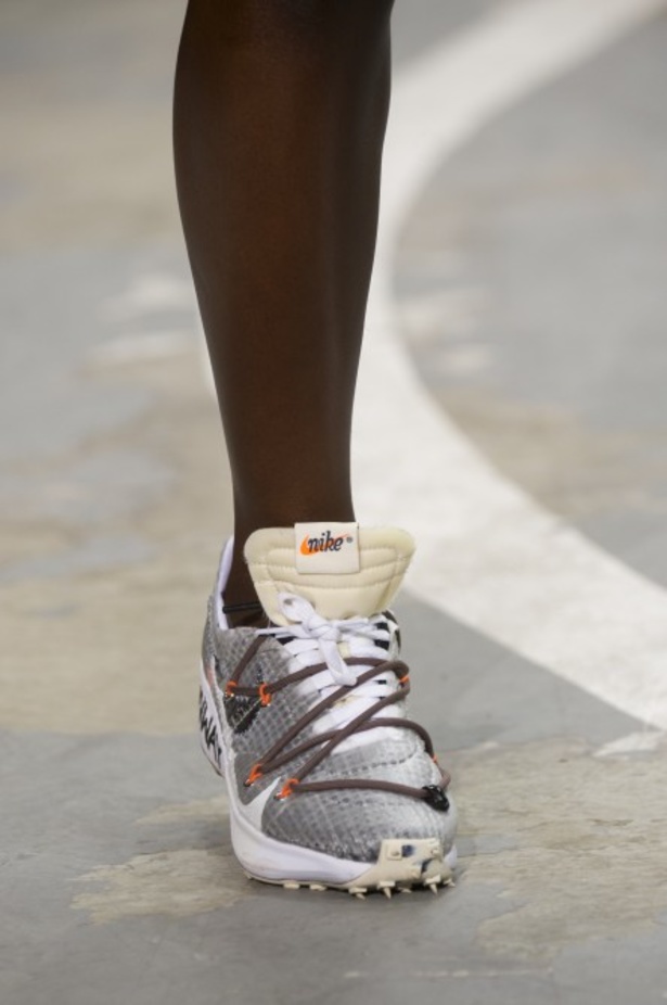 مجموعة Off-White لربيع وصيف 2019